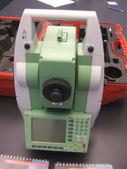 Продам  роботизированный тахеометр LEICA TСRP 1203 R300 3 с
